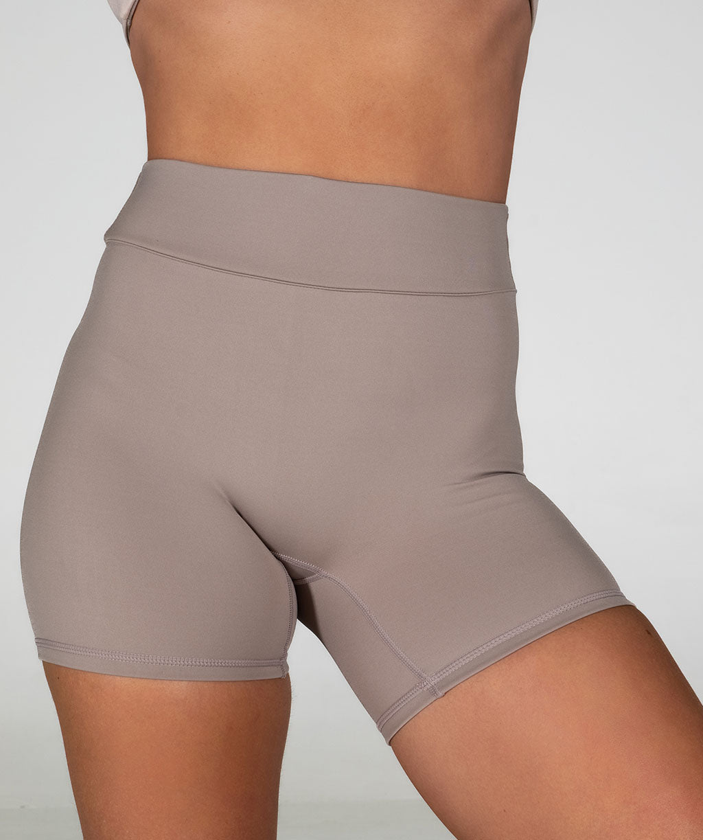Luxe Rep Shorts Latte