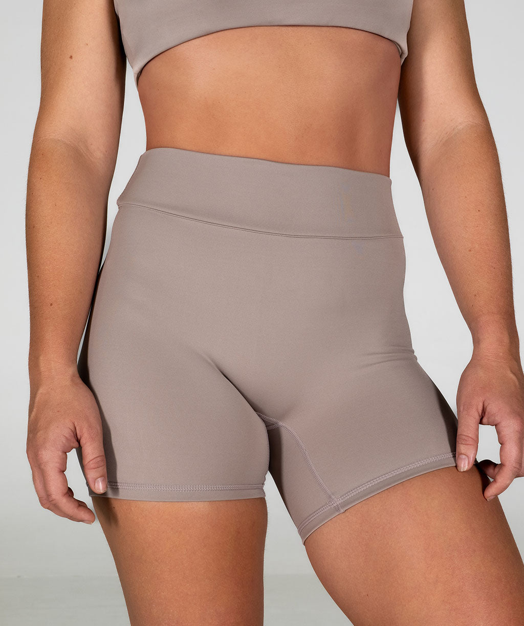 Luxe Rep Shorts Latte