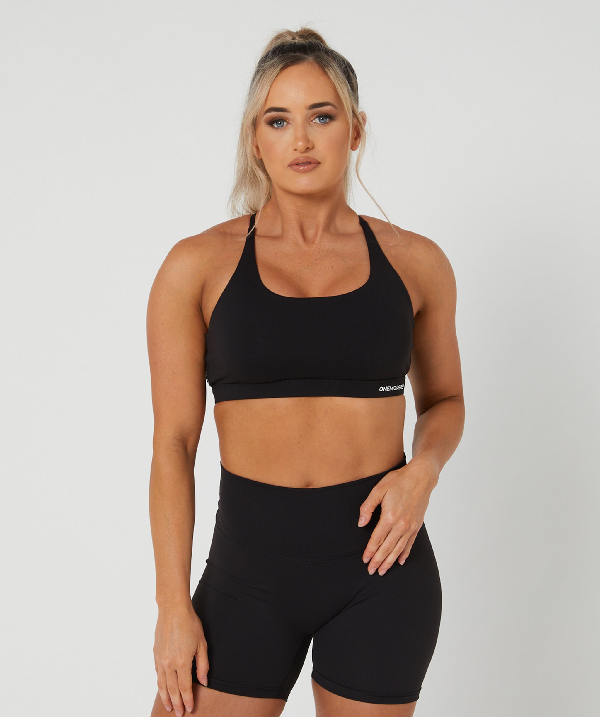Core Strappy Sports Bra Black