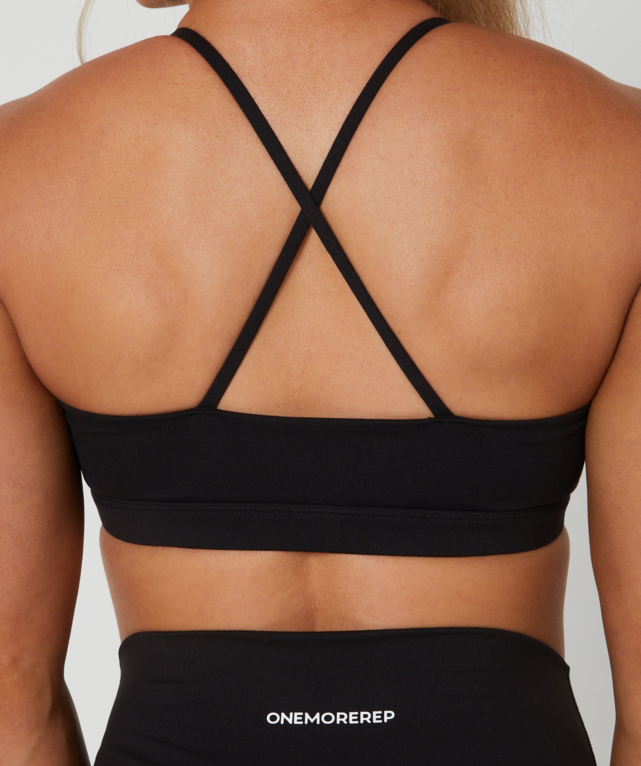 Core Strappy Sports Bra Black
