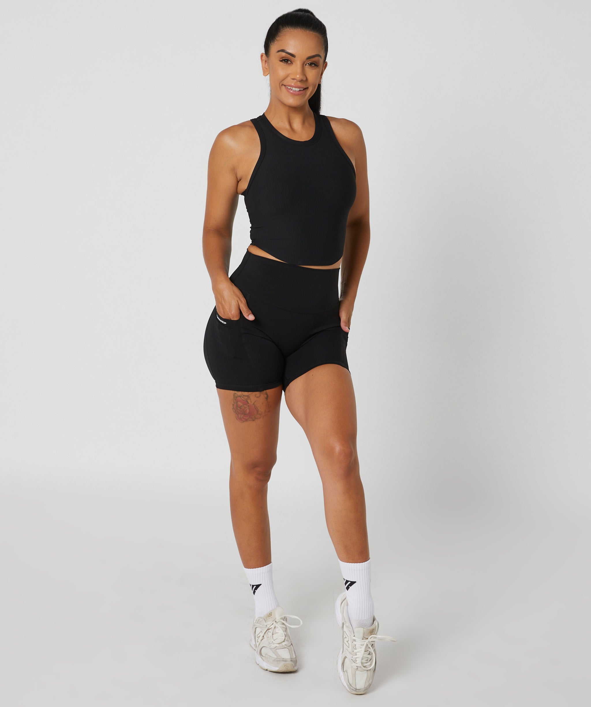 Supremacy Tank Black