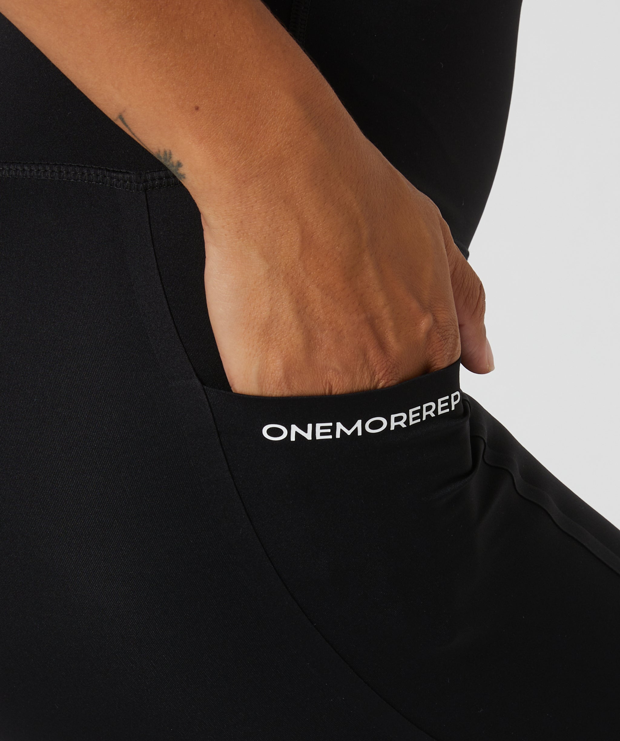 Hype Pocket Leggings Black V3