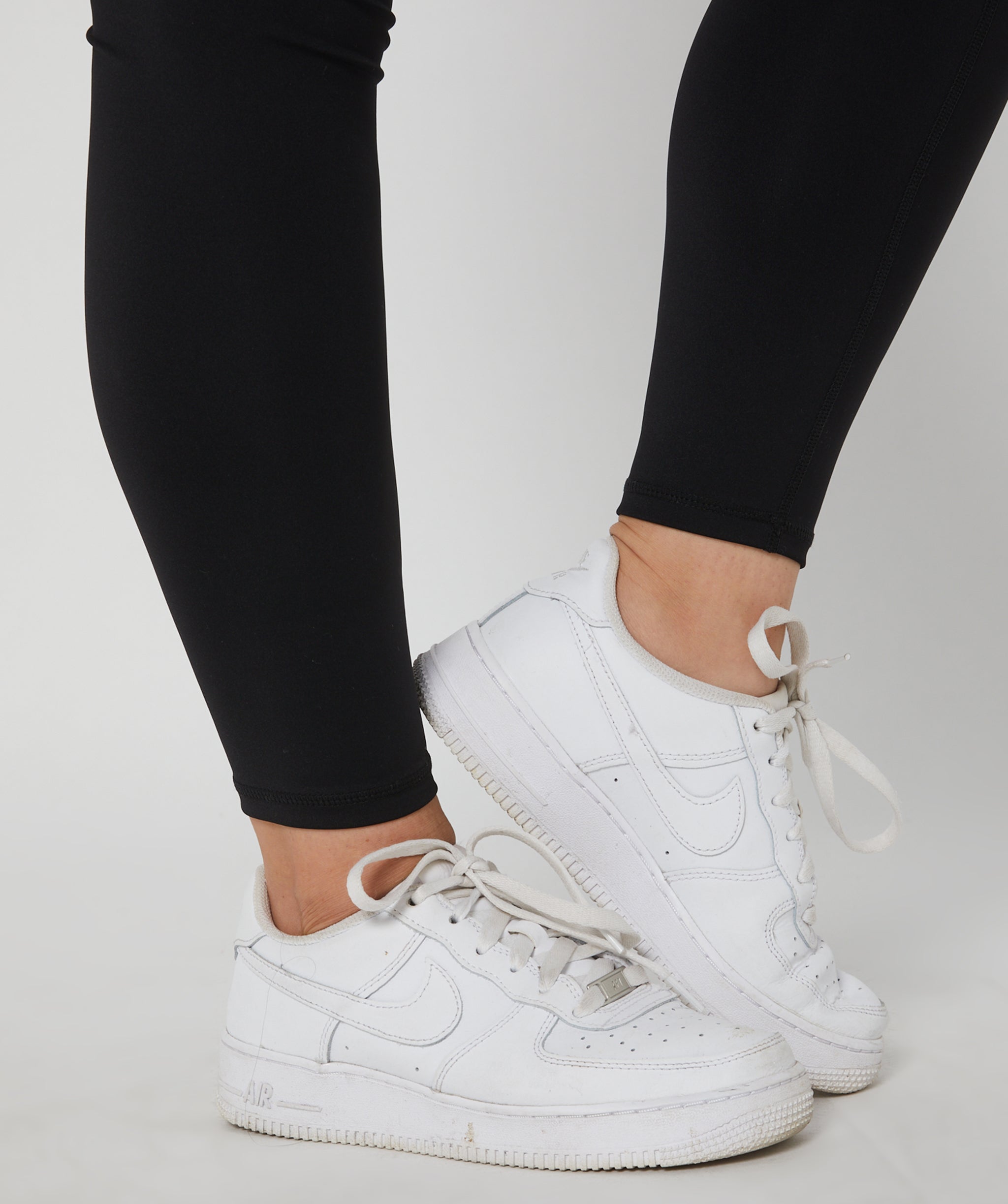 Hype Pocket Leggings Black V3