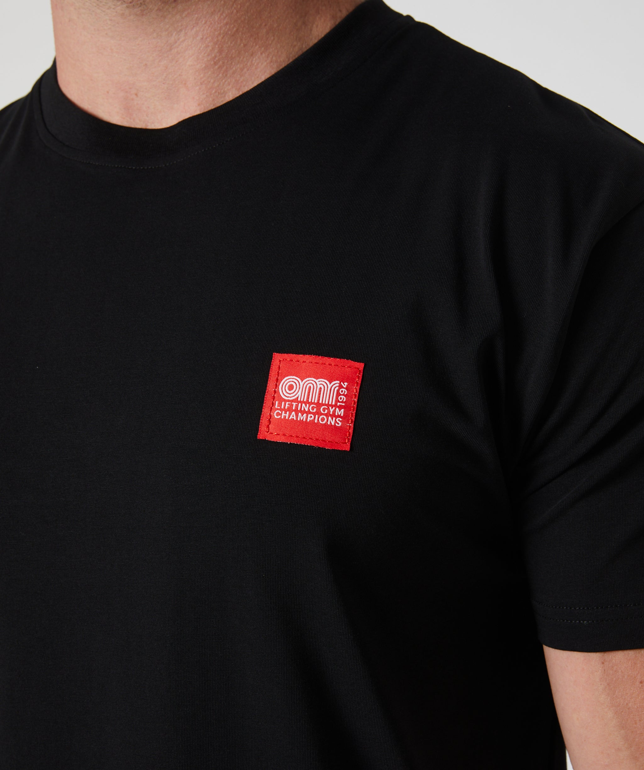 Champ Tee Black/Crimson