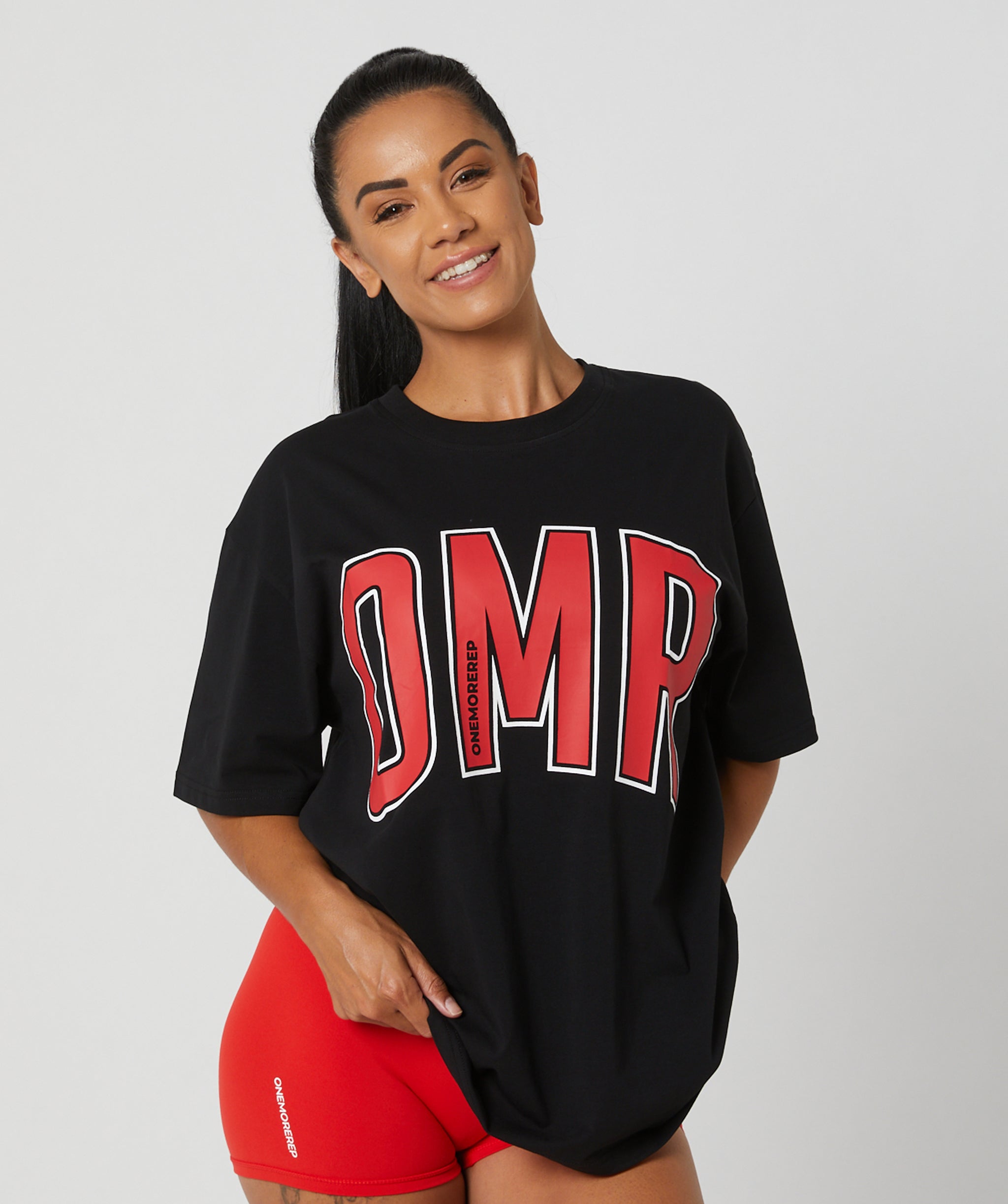 Oversized Pump Tee Black/Crimson