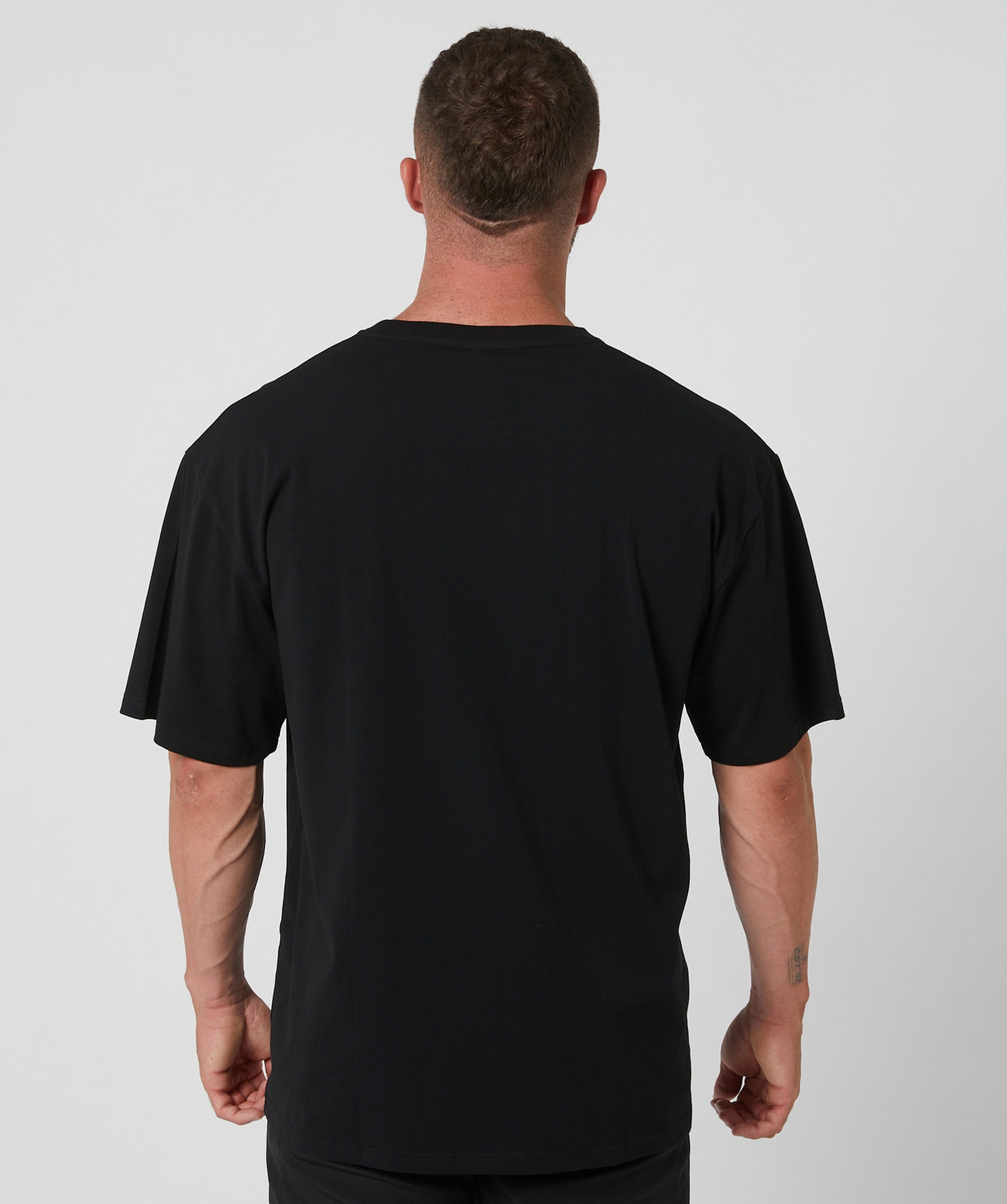 Oversized Pump Tee Black/Crimson