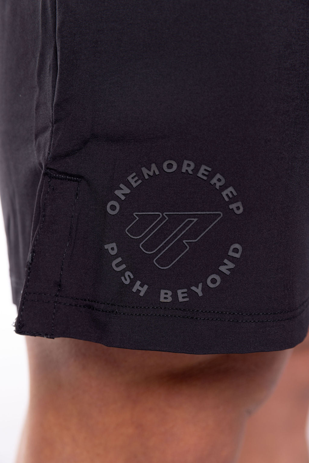 Adapt Training Shorts Charcoal