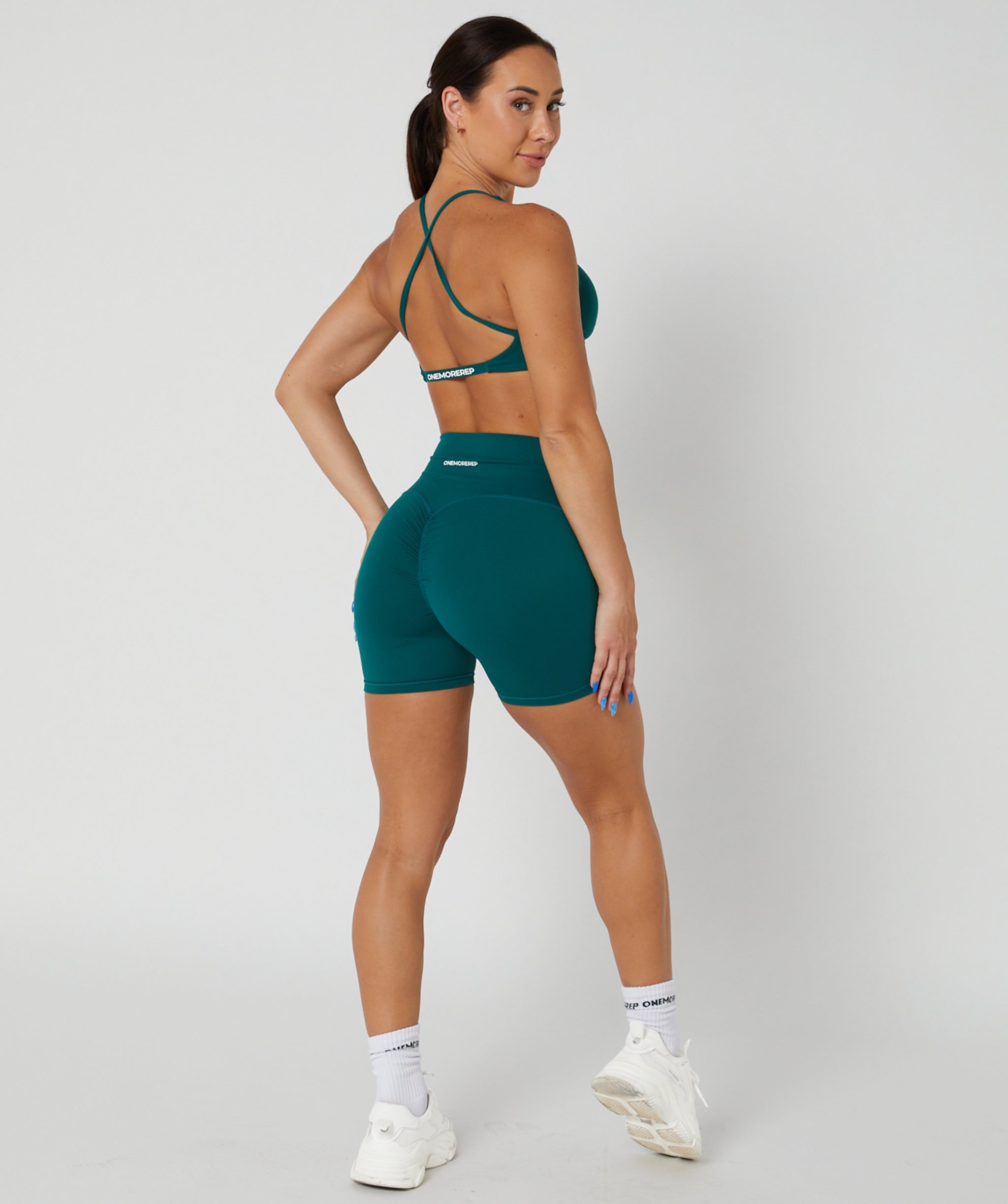 Core Scrunch Shorts Forest