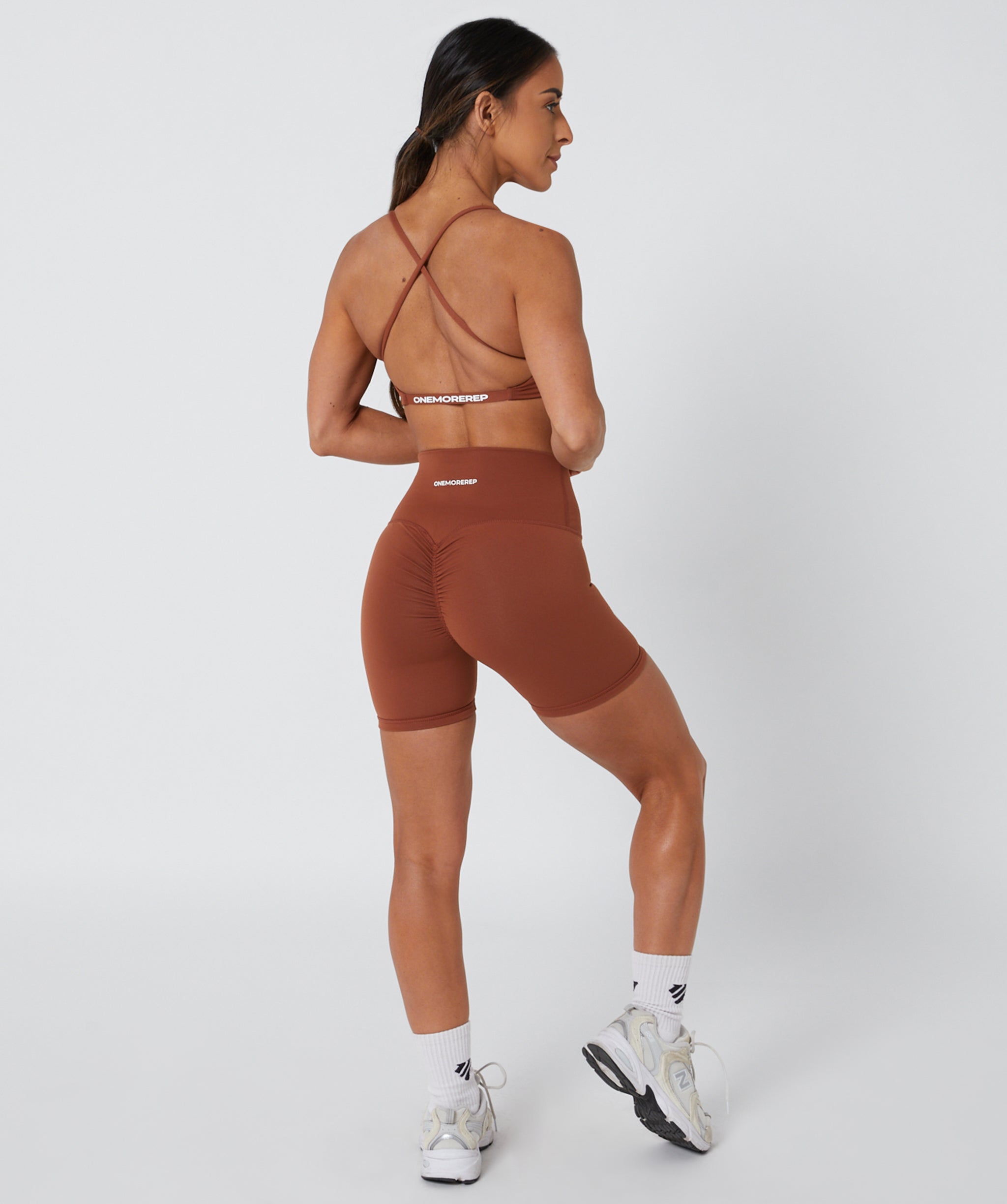 Core Scrunch Shorts Caramel