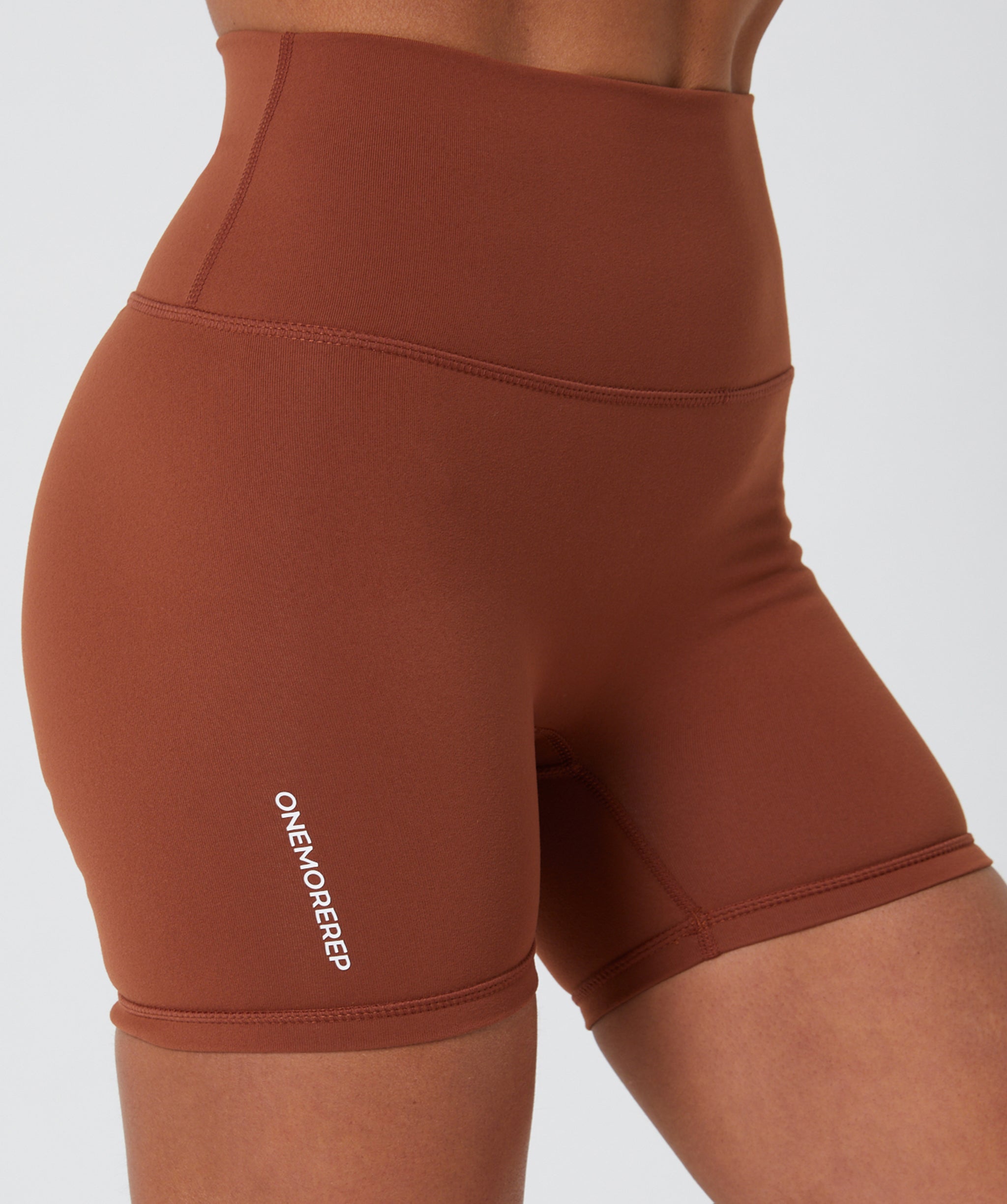 Core Scrunch Shorts Caramel
