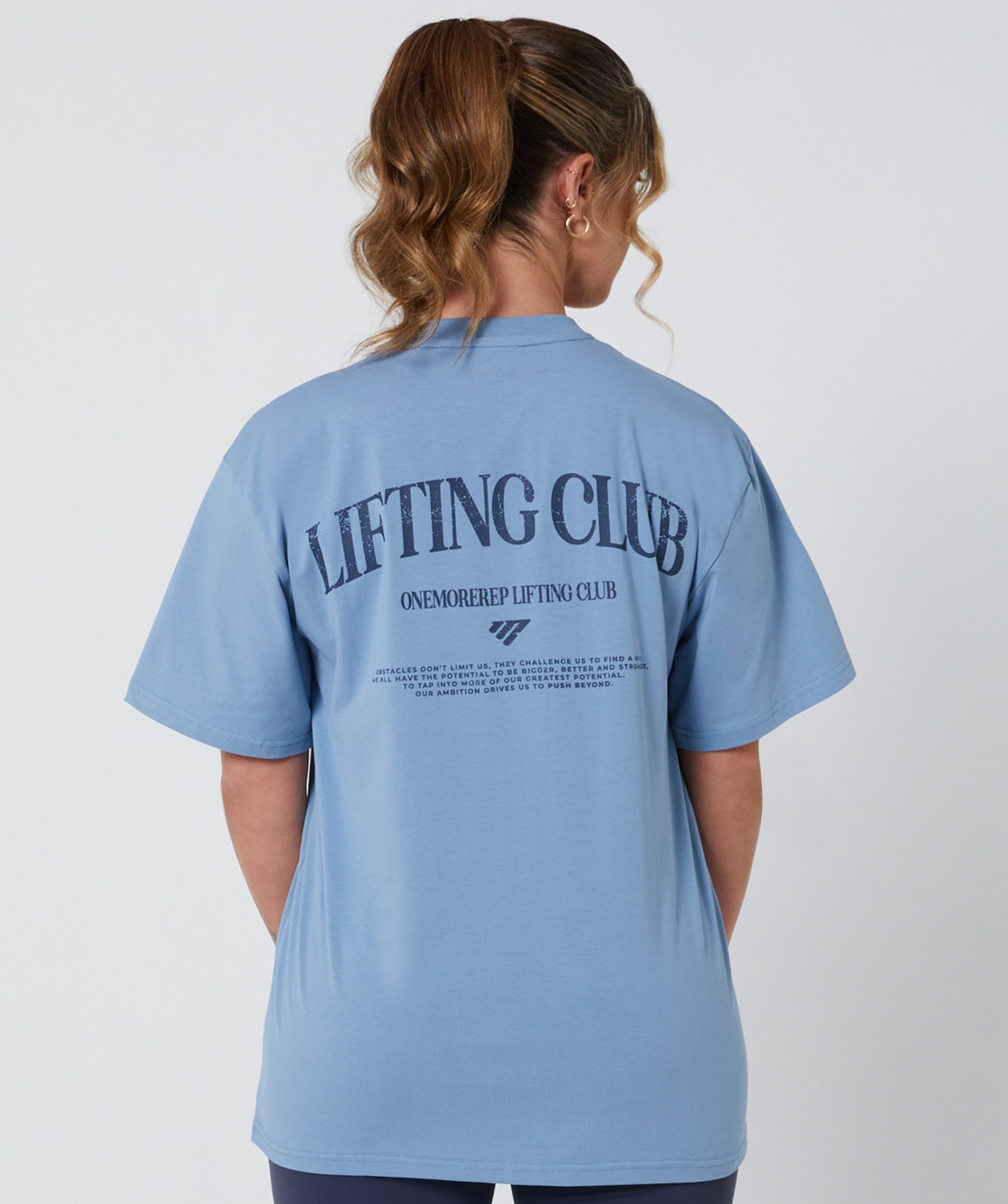 Lifting Club Tee Ice Blue