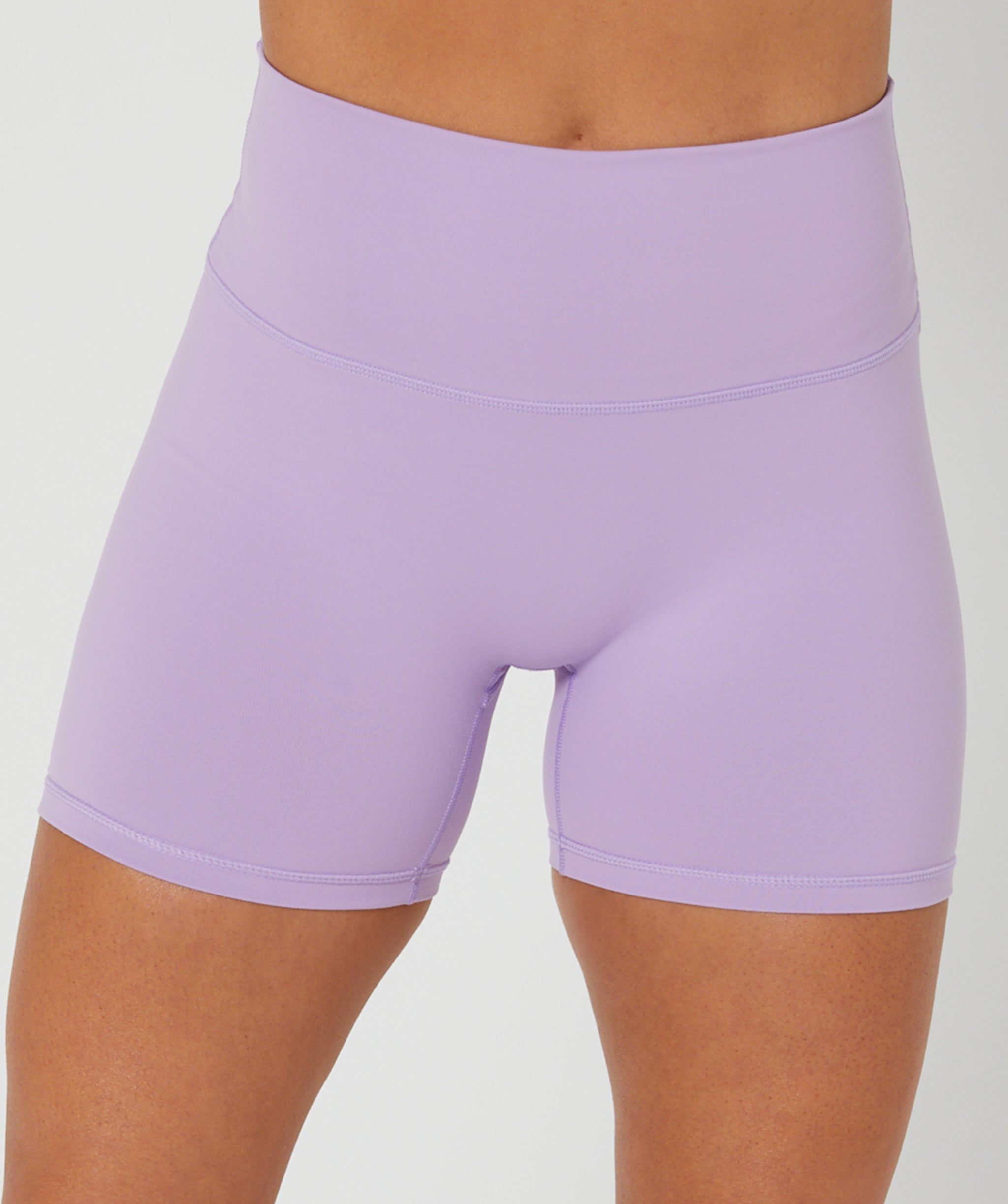 Core Scrunch Shorts Lilac