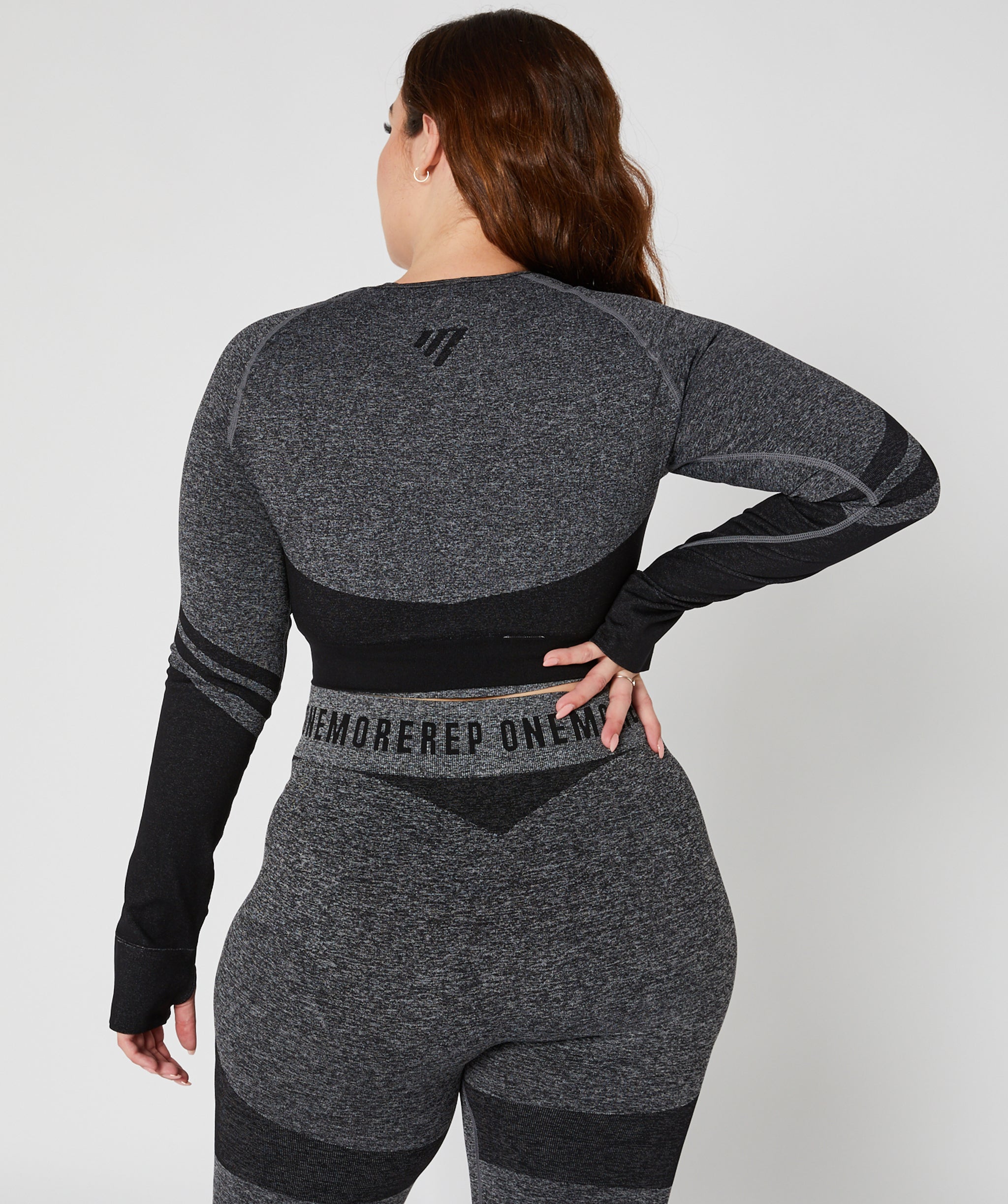 True Seamless Longsleeve Crop Black