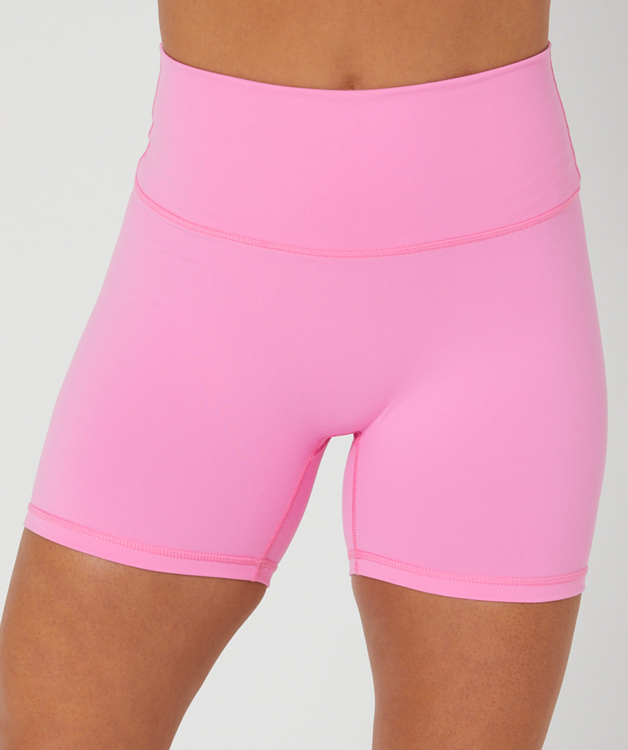 Core Scrunch Shorts Candy Pink